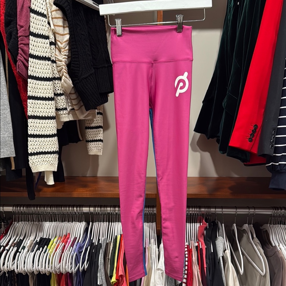 Peloton Show Up high rise ribbed leggings pink blue Size XS